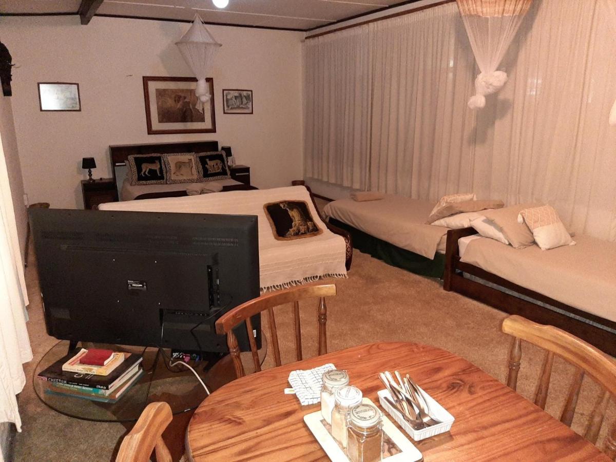 Elephant Walk Guesthouse And Back Packers Phalaborwa Exterior foto