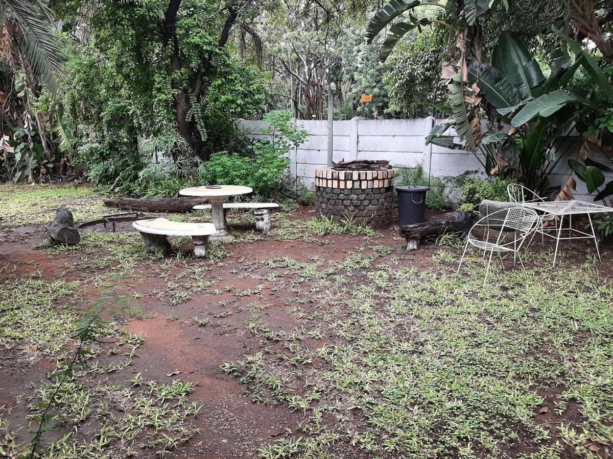 Elephant Walk Guesthouse And Back Packers Phalaborwa Exterior foto