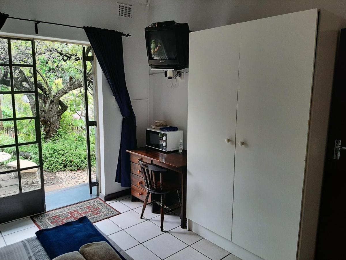 Elephant Walk Guesthouse And Back Packers Phalaborwa Exterior foto