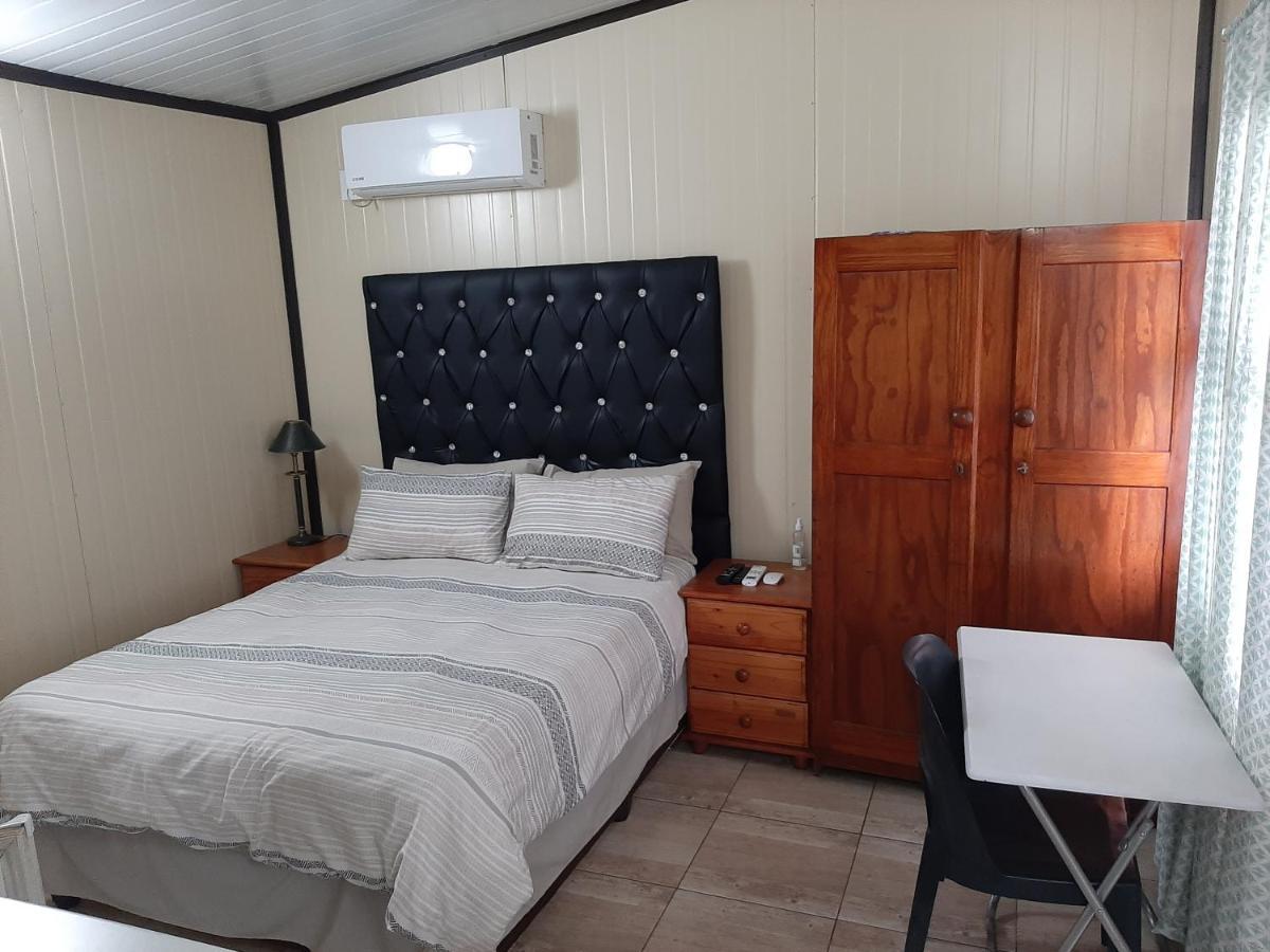 Elephant Walk Guesthouse And Back Packers Phalaborwa Exterior foto